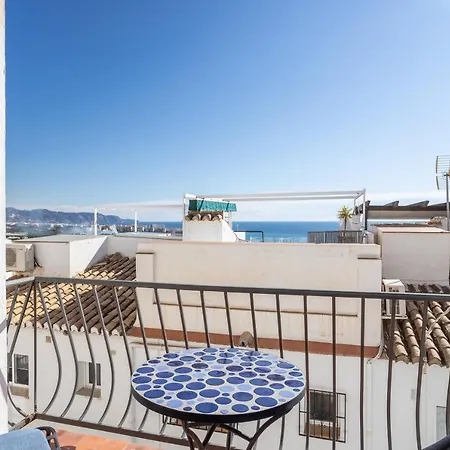 Plaza Cadiz 4 Overlooking Playazo *