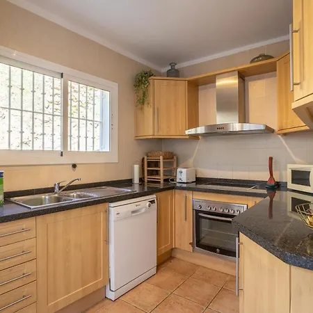 Vila Plaza Cadiz 4 Overlooking Playazo *