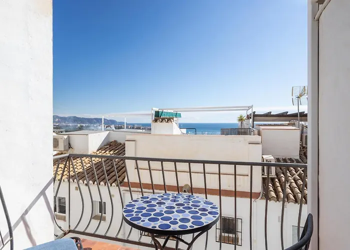 Plaza Cadiz 4 Overlooking Playazo *