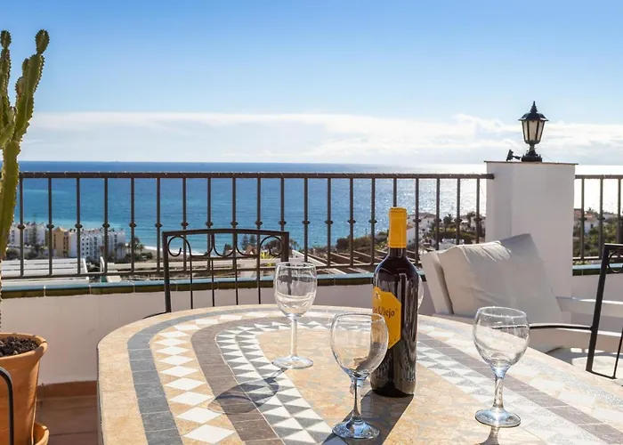 Villa Plaza Cadiz 4 Overlooking Playazo Nerja