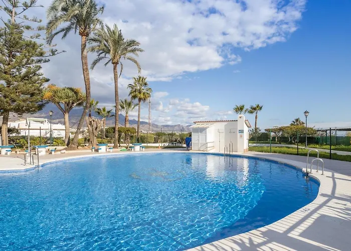 Plaza Cadiz 4 Overlooking Playazo