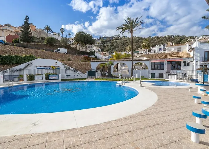 Villa Plaza Cadiz 4 Overlooking Playazo Nerja